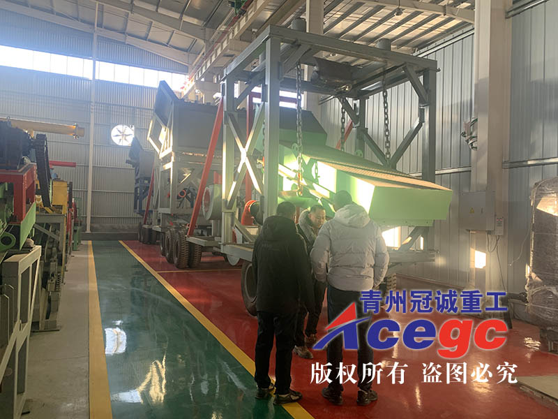 挖沙淘金船實(shí)地廠家